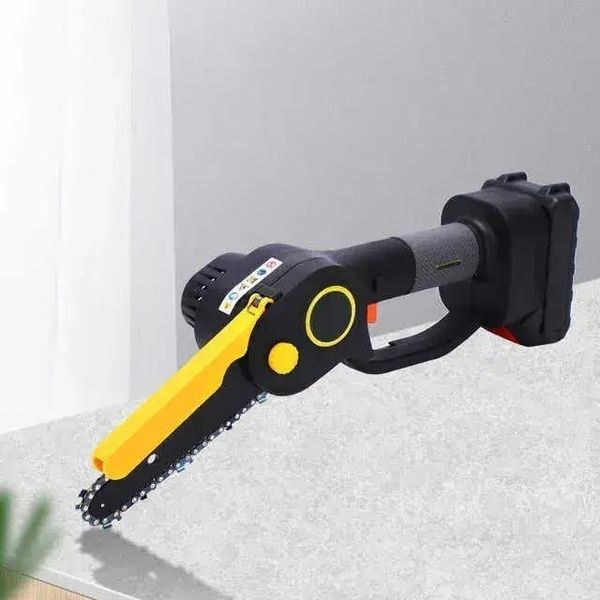 Ланцюгова пила акумуляторна QuickSaw AT-CS0301 48В 2 АКБ шина 4" у кейсі чорно-жовта me17105 фото