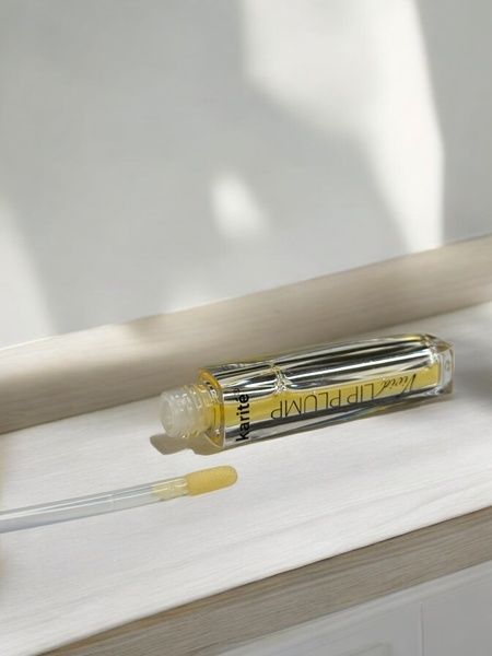 Блеск для Губ Vivid Lip Plump 044N фото